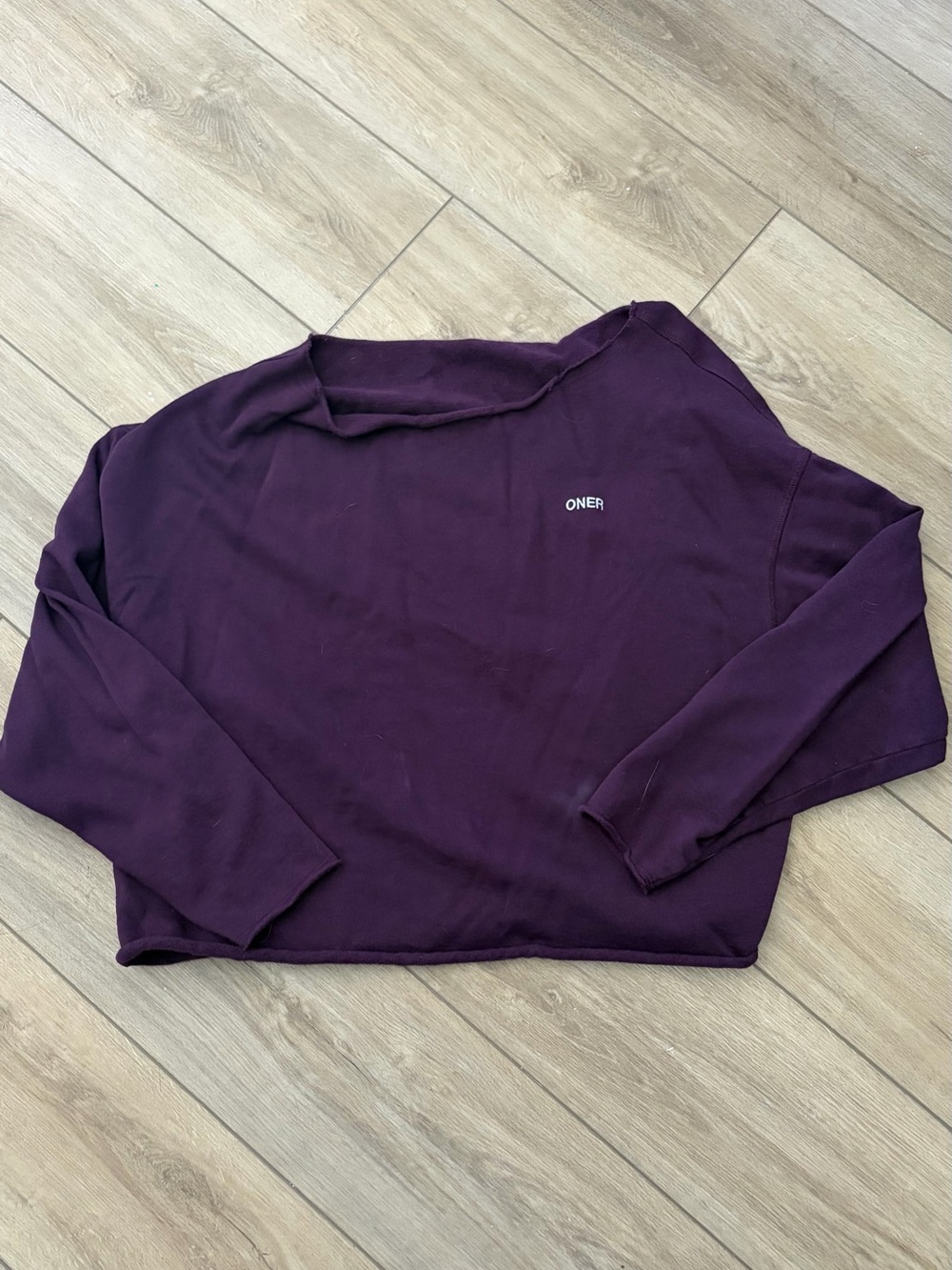 Off-the-Shoulder Oner Active Sweatshirt